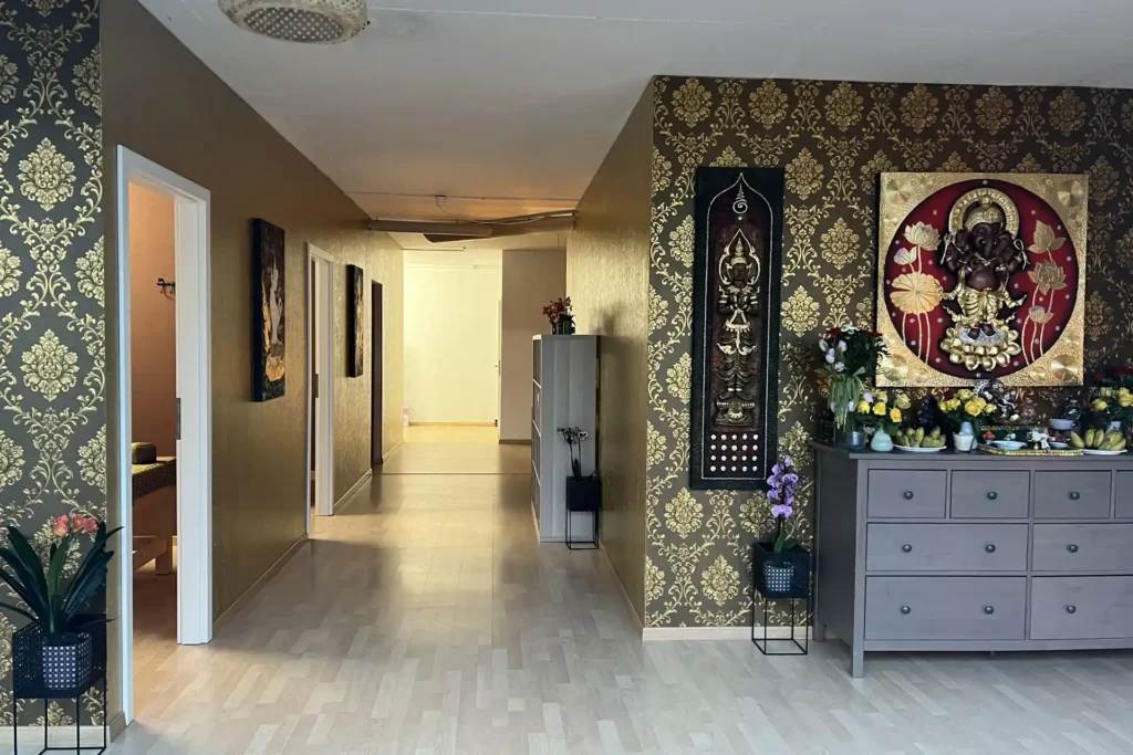 erawan-thai-massage-eingang